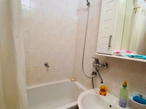 квартира по адресу Героев просп., 4