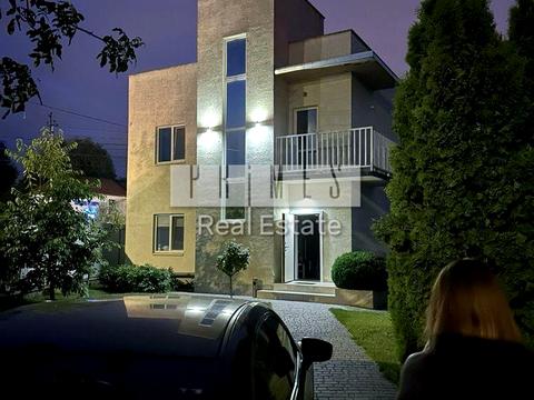 будинок за адресою 133-тя Садова вул.