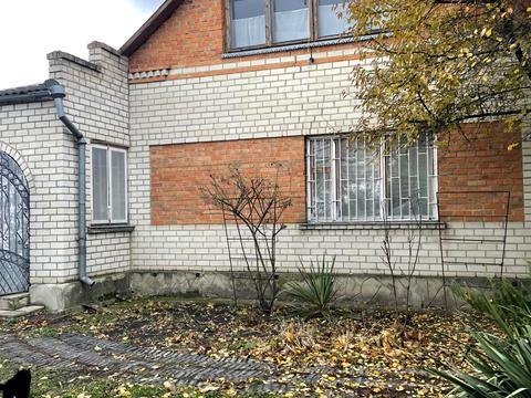 дом по адресу Крутий Берег, 5