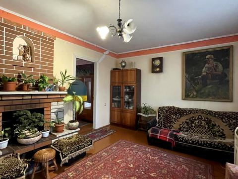 дом по адресу Крутий Берег, 5