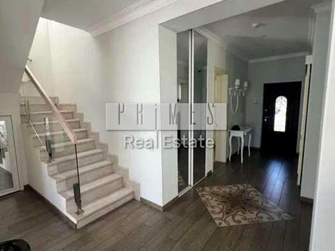 дом по адресу Мирна