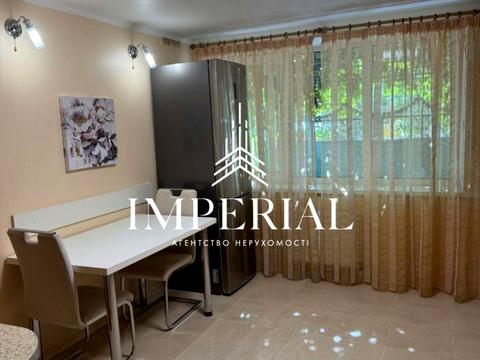 будинок за адресою с. Княжичі, Садова, 6