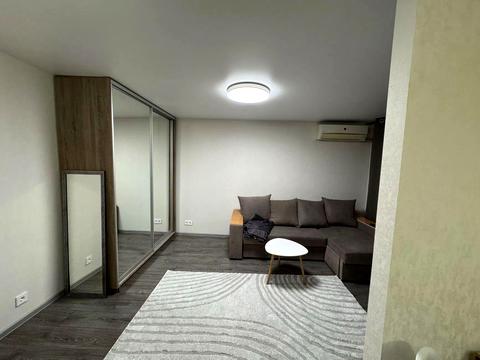 квартира за адресою Олександра Махова вул. (Жолудєва), 1-Г