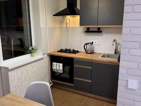 квартира за адресою Олександра Махова вул. (Жолудєва), 1-Г