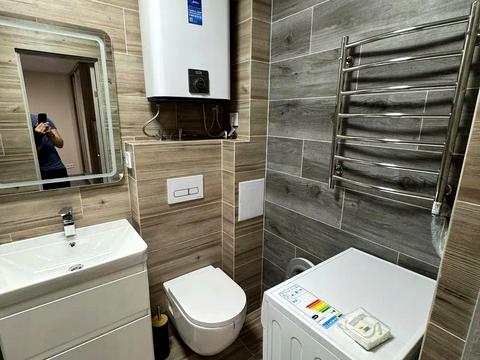 квартира за адресою Олександра Махова вул. (Жолудєва), 1-Г