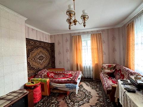 будинок за адресою Центральна вул. (Леніна), 4