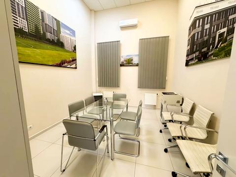 коммерческая по адресу Миколы Бажана просп., 17-А