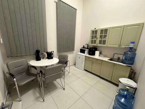 коммерческая по адресу Миколы Бажана просп., 17-А