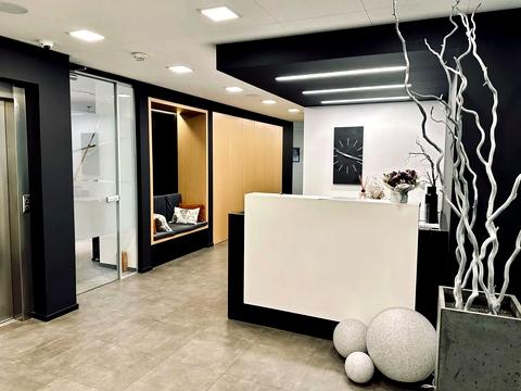 комерційна за адресою Спортивна пл., 3