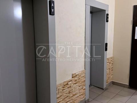 квартира по адресу Миколы Бажана просп., 8-Б