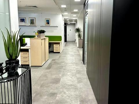 комерційна за адресою Спортивна пл., 3