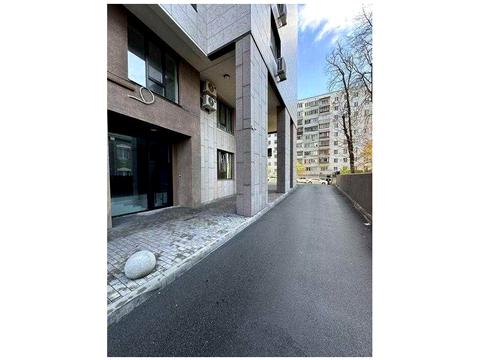 комерційна за адресою Василя Тютюнника вул. (Анрі Барбюса), 28-А