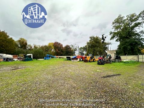 комерційна за адресою Ярослава Мудрого вул. (Моріса Тореза), 31-А