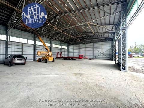 комерційна за адресою Ярослава Мудрого вул. (Моріса Тореза), 31-А