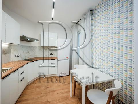 квартира по адресу Академика Глушкова просп., 6