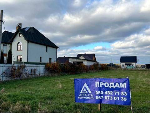 ділянка за адресою Спортивна вул.