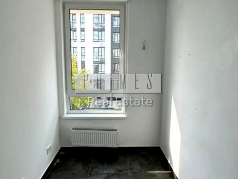 комерційна за адресою Салютна вул., 2-Б