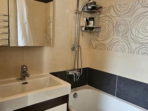 квартира по адресу Павла Вирского бульв. (Саратовская), 45