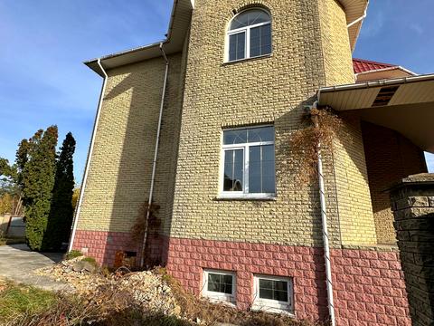 дом по адресу Лісова