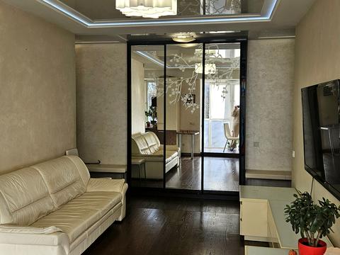 квартира по адресу Павла Вирского бульв. (Саратовская), 45