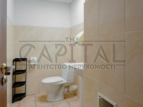 комерційна за адресою Жилянська вул., 101