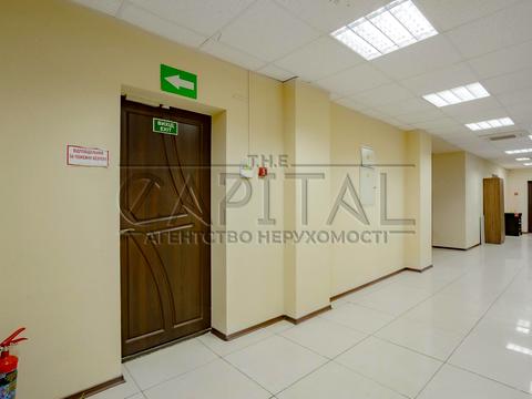 комерційна за адресою Жилянська вул., 101