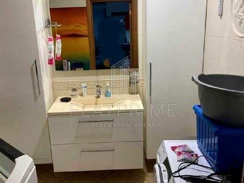 квартира за адресою Верховинна вул., 35