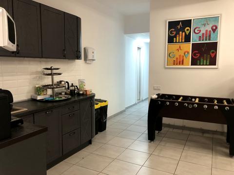 коммерческая по адресу Болсуновская ул. (Сергея Струтинского), 8