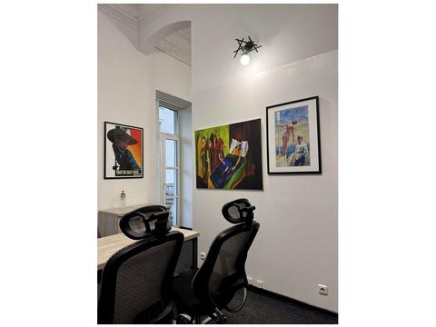 комерційна за адресою Михайла Грушевського вул., 16