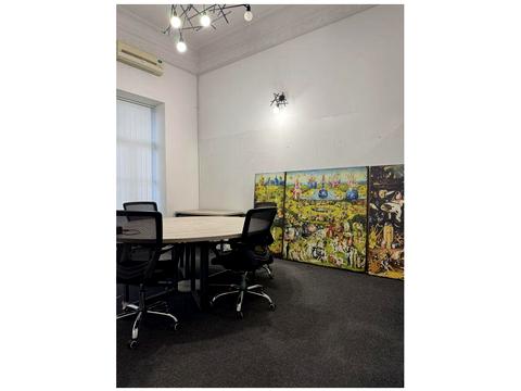 комерційна за адресою Михайла Грушевського вул., 16