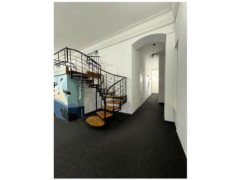 комерційна за адресою Михайла Грушевського вул., 16