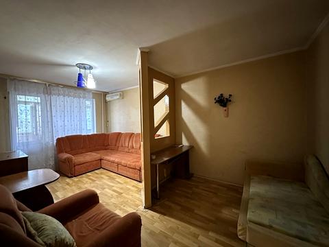 квартира за адресою Небесної Сотні просп. (Маршала Жукова), 5