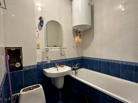 квартира за адресою Небесної Сотні просп. (Маршала Жукова), 5