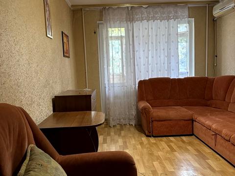 квартира за адресою Небесної Сотні просп. (Маршала Жукова), 5