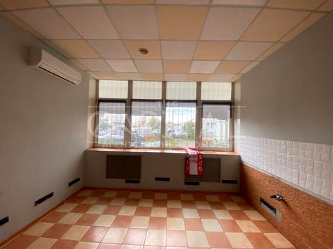 комерційна за адресою Срібнокільська вул., 1