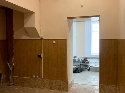 комерційна за адресою Лемківська вул., 14