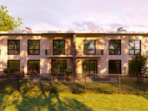 будинок за адресою Помаранчева