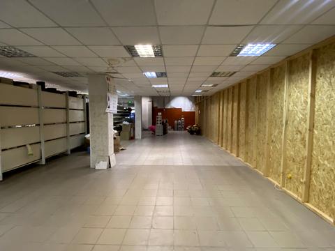 комерційна за адресою Набережна вул., 8-А