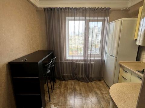 квартира за адресою Йорданська вул. (Лайоша Гавро), 8