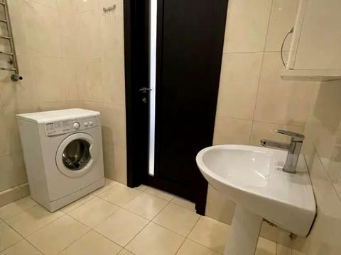 квартира за адресою Набережна Перемоги вул., 62