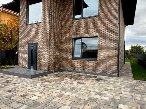 будинок за адресою Джерельна вул.