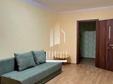 квартира за адресою Ревуцького вул., 35