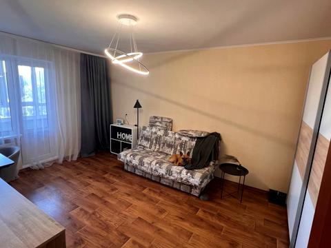 квартира за адресою Академіка Глушкова просп., 9-Є