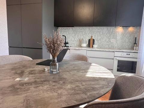 квартира за адресою Академіка Глушкова просп., 9-Є