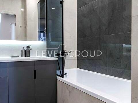 квартира по адресу Днепровская набережная ул., 18-А