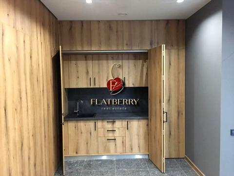 коммерческая по адресу Кловский спуск, 7