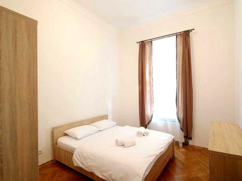 квартира по адресу Клепаровская ул., 10