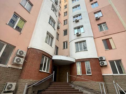 квартира за адресою Хантадзе вул., 6