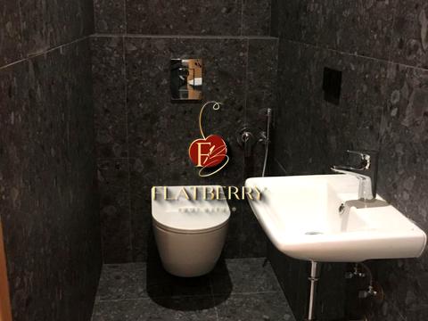 коммерческая по адресу Кловский спуск, 7