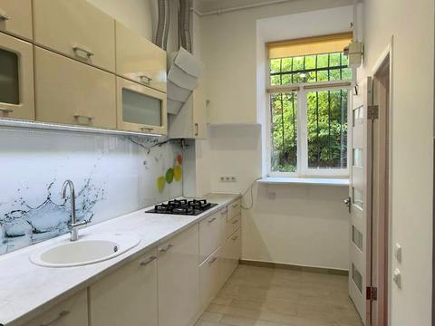 квартира за адресою Львів, Союзу Українок вул. (), 8б